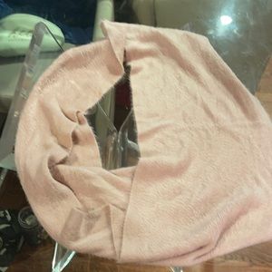 Sonoma Lifestyle super soft pink scarf wrap neck wrap